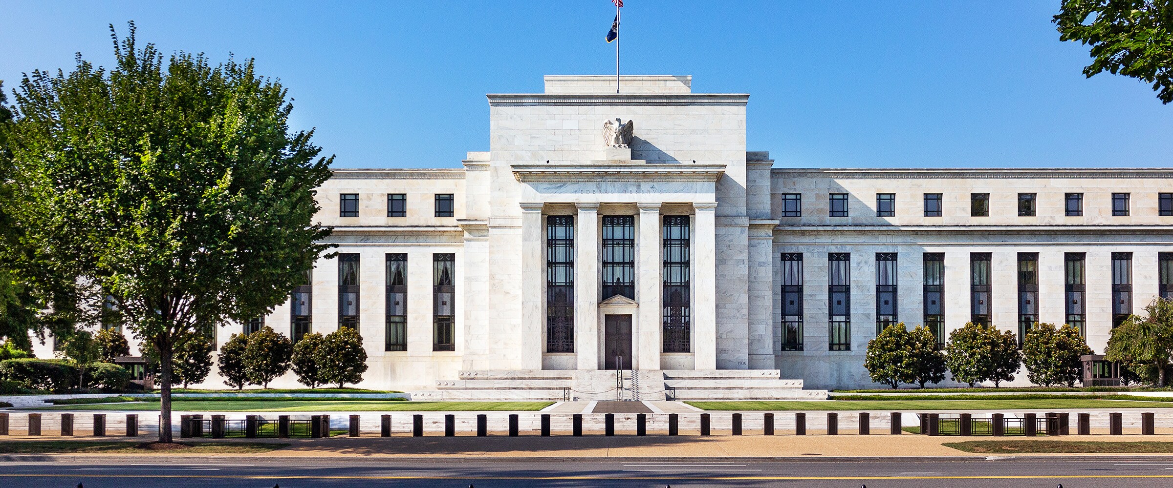 Picture of the Federal Reserve building.